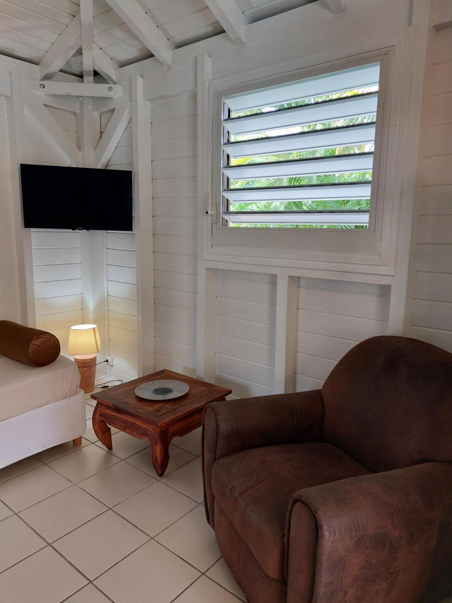 Lodge "Le Temps D'Un Reve" Сен Франсоа Екстериор снимка